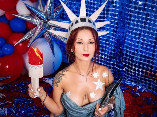 streamate AnyHudson webcam girl as a performer. Gallery photo 5.
