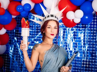 streamate AnyHudson webcam girl as a performer. Gallery photo 6.