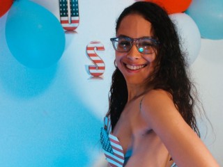 streamate Sofiamartin191 webcam girl as a performer. Gallery photo 2.