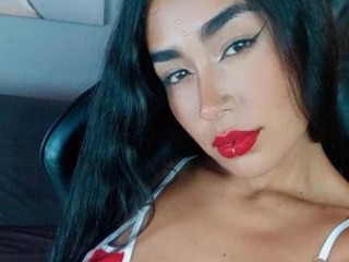 ZhuyHong webcam girl as a performer. Gallery photo 1.