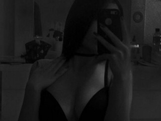 streamate HazelLeeRoos webcam girl as a performer. Gallery photo 2.