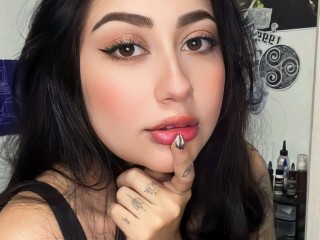 Maryyjaannee webcam girl as a performer. Gallery photo 1.