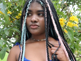 CristalSquirt69 webcam girl as a performer. Gallery photo 1.