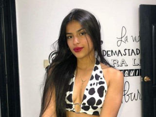 KiittyHeart webcam girl as a performer. Gallery photo 1.