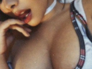 LauraLtinGirl - Girl 
