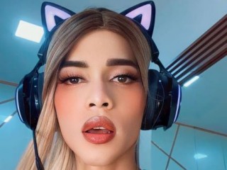 SofiaMattwers Trans Striptease Webcam