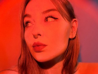 SashaGudeLuck - Girl 