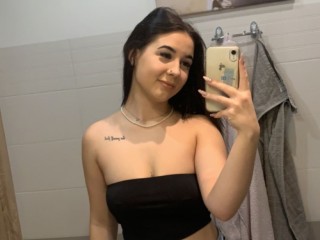 AvaHotGirl - Streamate Teen Piercing Tattoo Girl 
