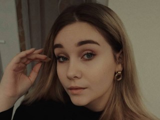 PolinaPaarker - Streamate Teen Party Girl 