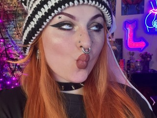 Chat with OnyxLuna live now!