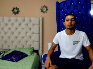 Santiago_sexycock Male Live Webcam Porn