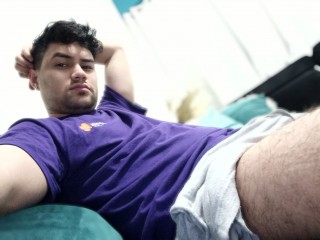 Webcam Snapshot for sexytoyboy