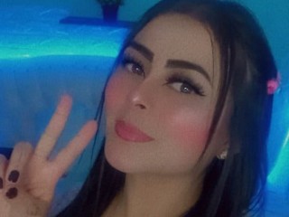 streamate KIIMETSU webcam girl as a performer. Gallery photo 3.