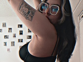 Taylor_ExtremeMilf webcam