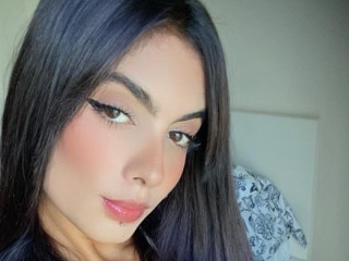 Isisbelle - Streamate Deepthroat Interactivetoys Piercing Girl 