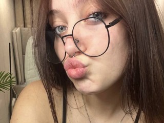 HoneyMildred's Streamate show and profile