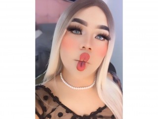 IssadoraSmithh - Streamate Party Trans 