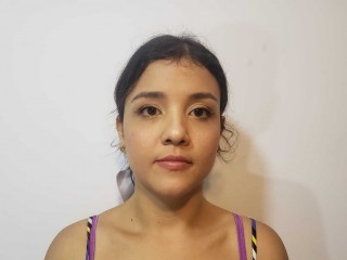 SofiaPonceY - Streamate Deepthroat Piercing Spanking Girl 