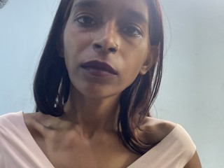 Poonambeauti22 on Streamate