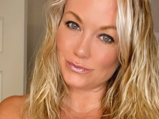 Vegasbecky - Streamate Interactivetoys Sextoys Milf Girl 