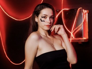 SandraSm - Streamate Interactivetoys Piercing Tattoo Girl 