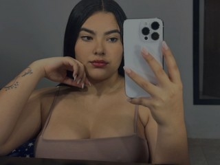 JulietaHolter - Streamate Interactivetoys Piercing Tattoo Girl 