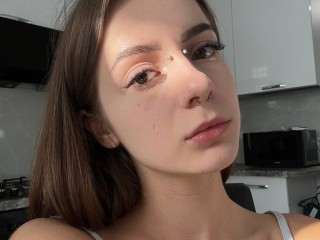 IvyRai - Streamate Teen Interactivetoys Piercing Girl 