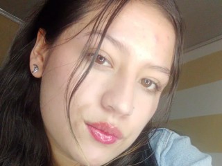 Hanna_Cop3rr's Streamate show and profile