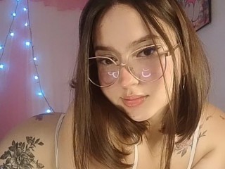 EmmaPalma22 on Streamate