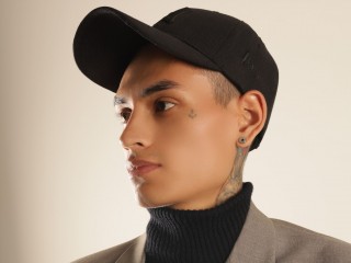 BenWolf - Streamate Teen Deepthroat Piercing Boy 