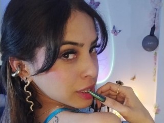 BeeckyRousse - Streamate Deepthroat Interactivetoys Piercing Girl 