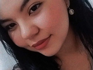 Klhoe_boobs19 - Streamate Teen Deepthroat Piercing Girl 