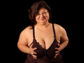 streamate SweetMommaX webcam girl as a performer. Gallery photo 6.