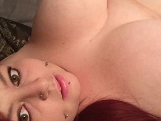 HarleyJade webcam girl as a performer. Gallery photo 4.