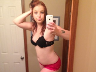 sexualdesire739 webcam girl as a performer. Gallery photo 2.