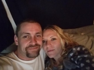 HotCouple32