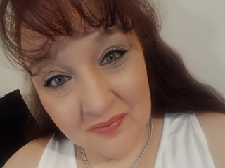 CumForMature webcam girl as a performer. Gallery photo 7.