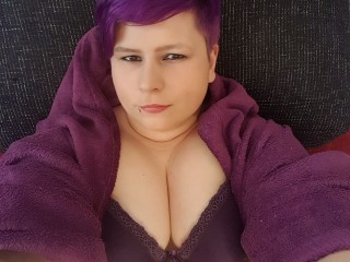CrazyWoman webcam girl as a performer. Gallery photo 4.