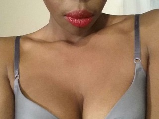 XxxCocoKissesxxx