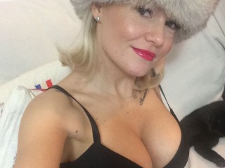 LittleBlondDevil