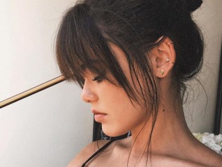 MiraWW webcam girl as a performer. Gallery photo 2.