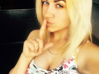 CarlyDarlinggg