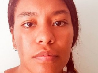 alesaboner webcam girl as a performer. Gallery photo 2.