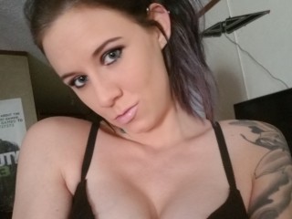 BambieBaby webcam girl as a performer. Gallery photo 2.