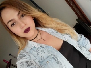 Catlyn_West