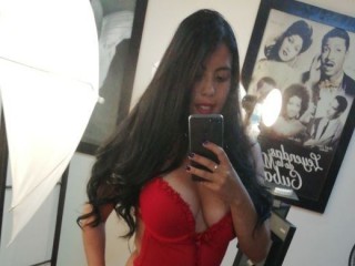 Chanel_Saenz