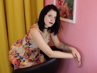 LaraBlackFox