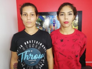 Perfect_girls_couple