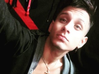 ChrisSlaveBDSM