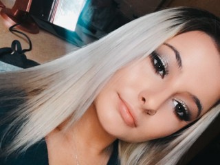 Adriana_Bellerose